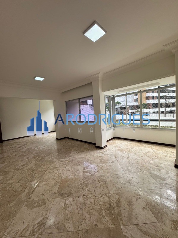Apartamento, 3 quartos, 123 m² - Foto 1