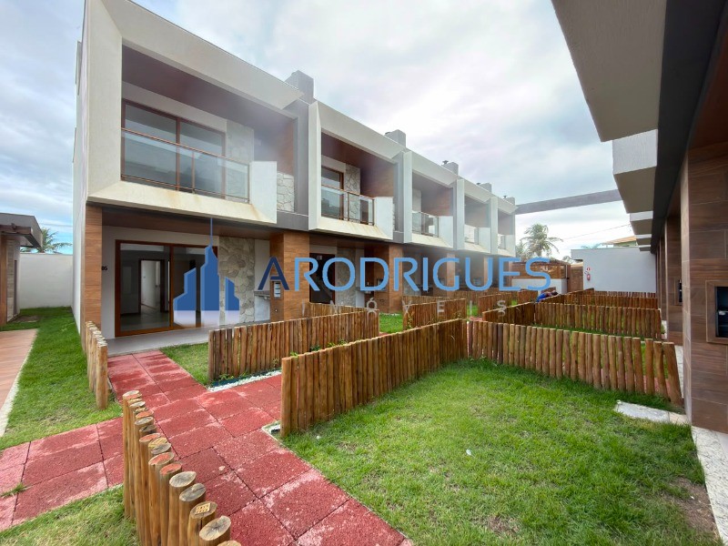 Casa, 3 quartos, 198 m² - Foto 2