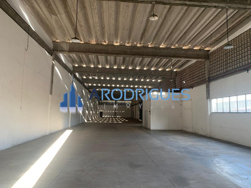 Depósito-Galpão, 1000 m² - Foto 2