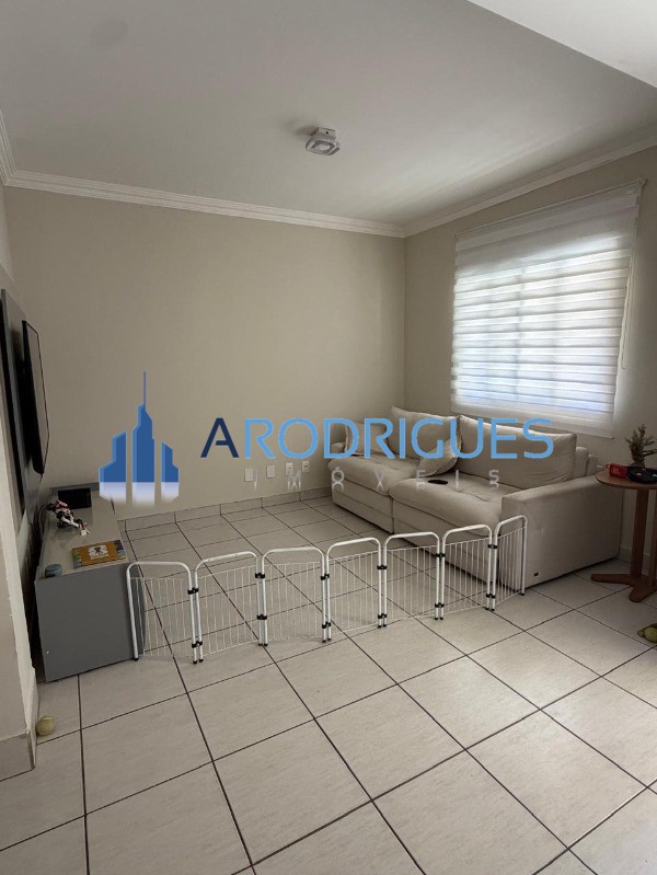 Casa, 3 quartos, 250 m² - Foto 8
