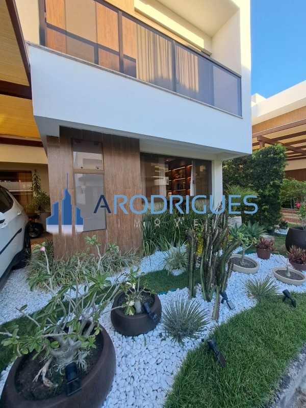 Casa, 3 quartos, 261 m² - Foto 1