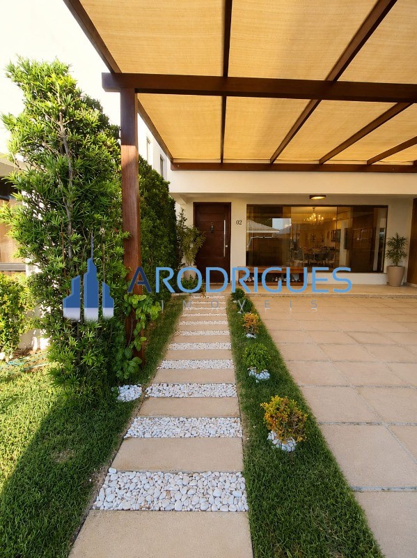Casa, 3 quartos, 261 m² - Foto 2