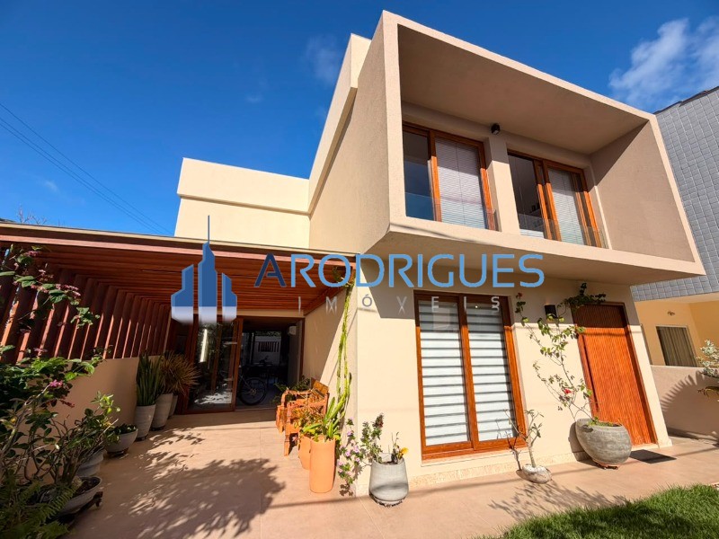 Casa, 4 quartos, 330 m² - Foto 4