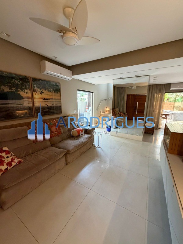 Casa, 3 quartos, 210 m² - Foto 4
