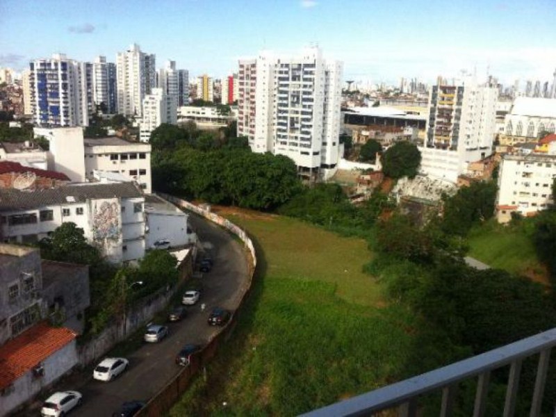 Apartamento à venda no Garcia com ótima localização, 3/4 sendo 1 suíte