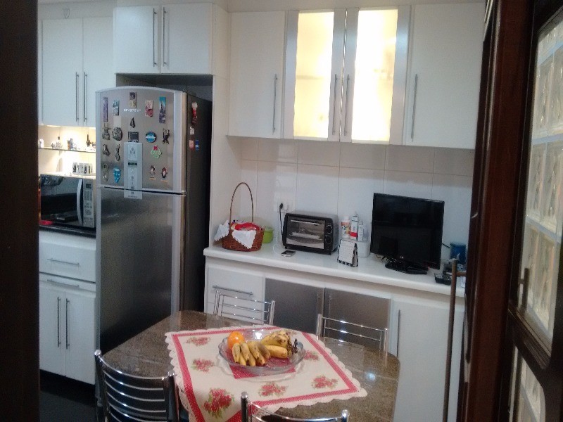 Sobrado à venda com 3 quartos, 250m² - Foto 5