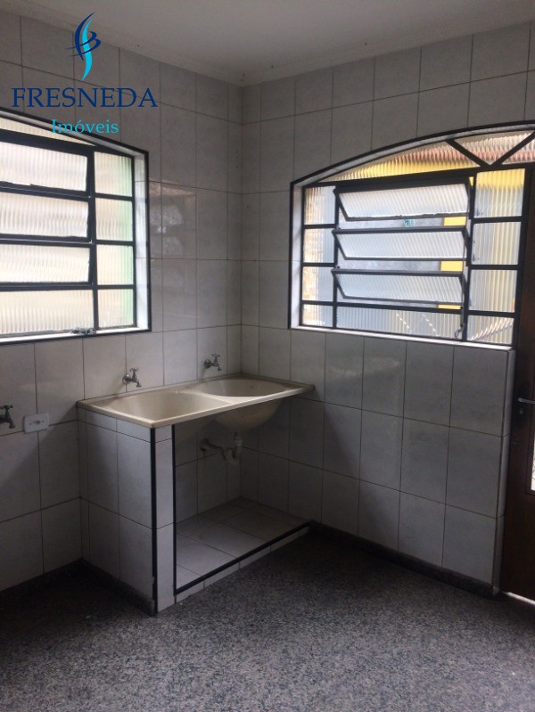 Sobrado à venda com 4 quartos, 480m² - Foto 8