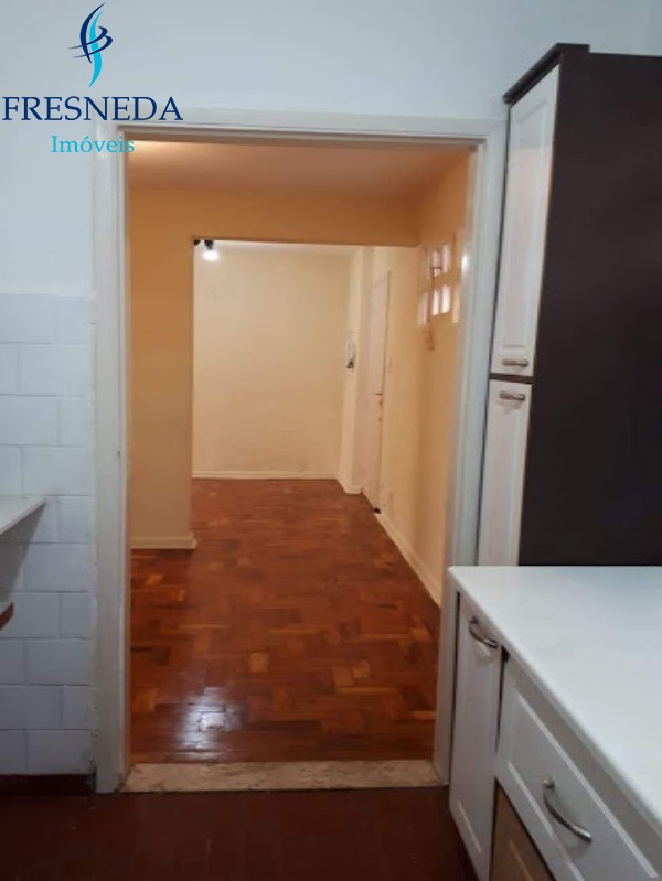 Apartamento à venda com 3 quartos, 77m² - Foto 1