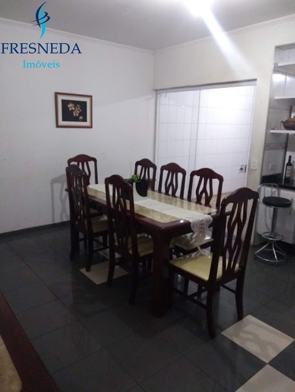 Sobrado, 3 quartos, 335 m² - Foto 5