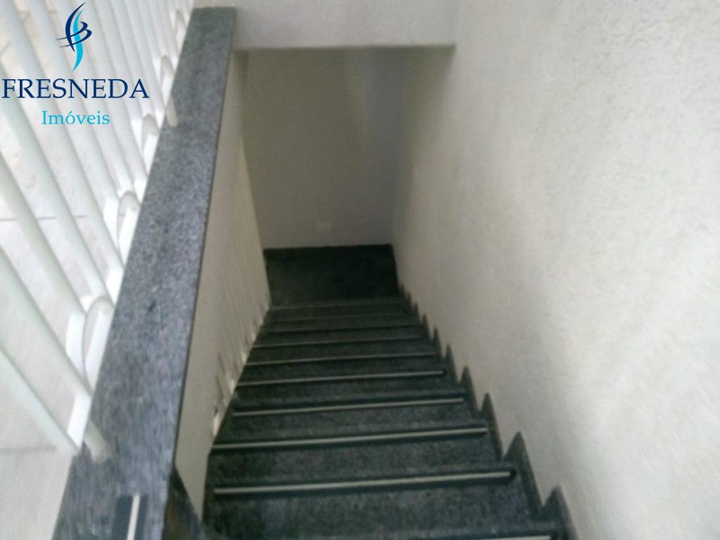 Casa à venda e aluguel com 1 quarto, 141m² - Foto 13