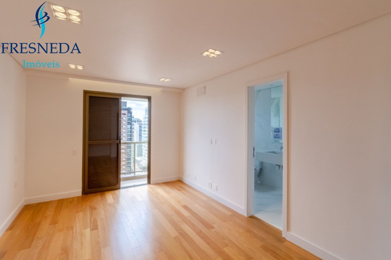 Apartamento, 4 quartos, 194 m² - Foto 13