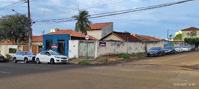 Loteamento e Condomínio, 379 m² - Foto 1