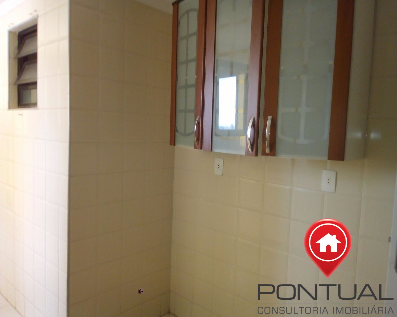 Apartamento à venda Tivoli Plaza, 1 dormitório no Centro. Estuda proposta! Pontual Imóveis sua imobiliária em Marília.
