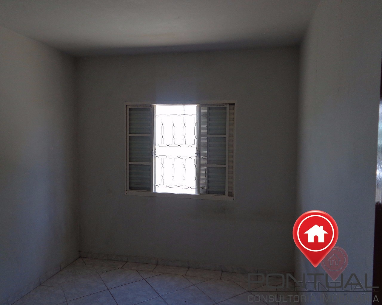 Imóvel à venda em lins-sp: casa com 2 quartos, 1 sala, 1 ban