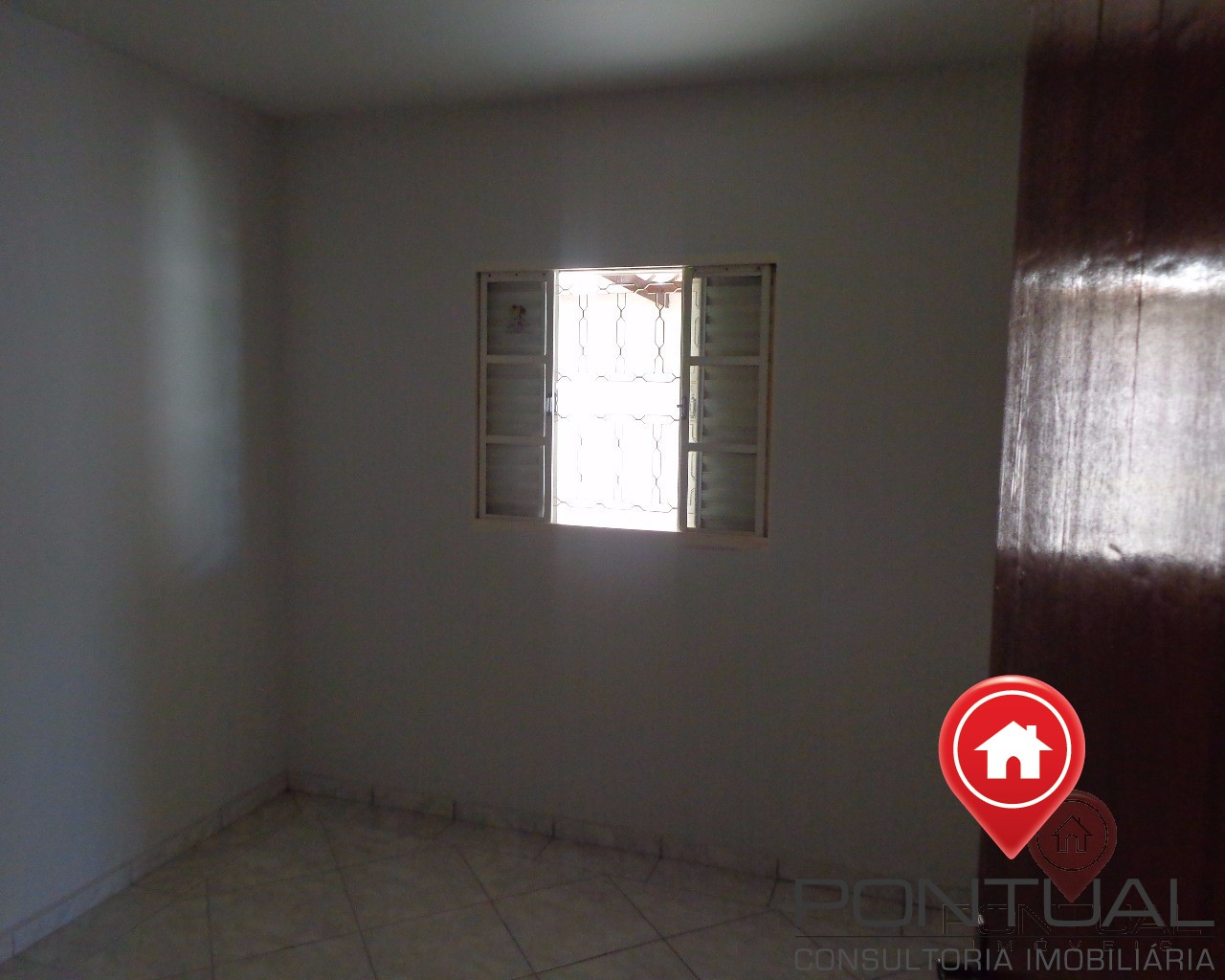 Imóvel à venda em lins-sp: casa com 2 quartos, 1 sala, 1 ban