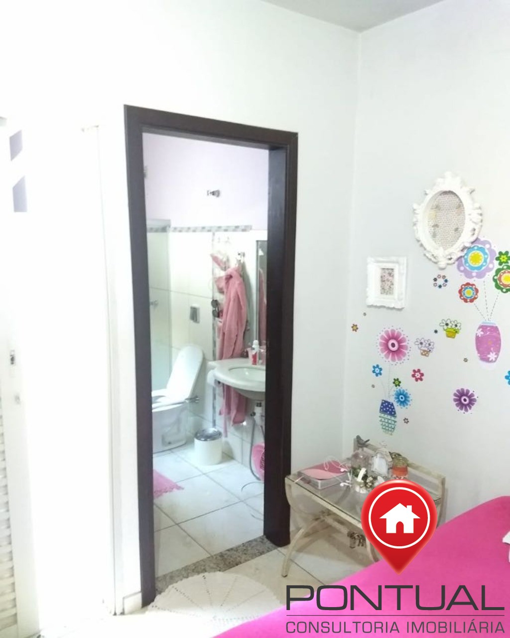 Casa à Venda Jardim América Marília com Piscina - Agende Sua Visita Hoje - Pontual Imóveis sua imobiliária em Marília