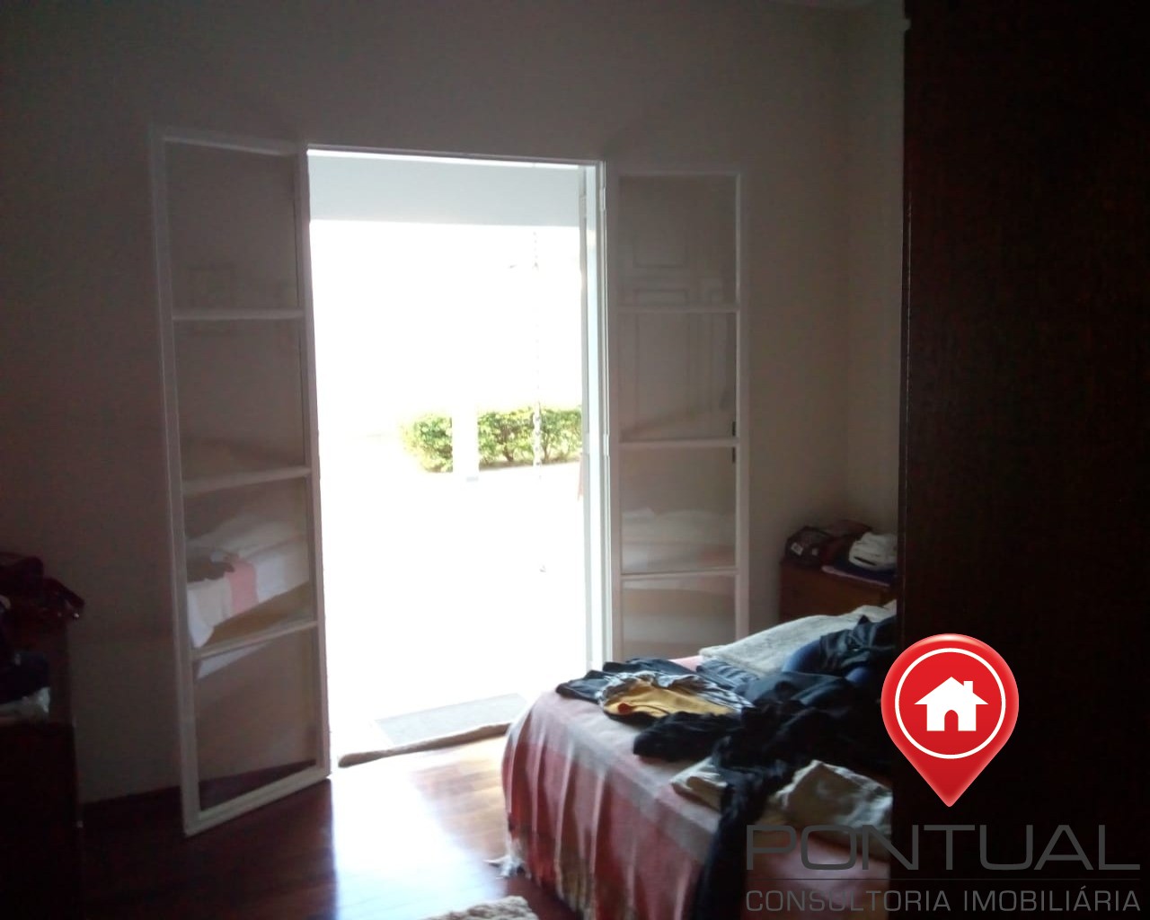 Casa à venda jardim são domingos marília 3 suítes piscina - 