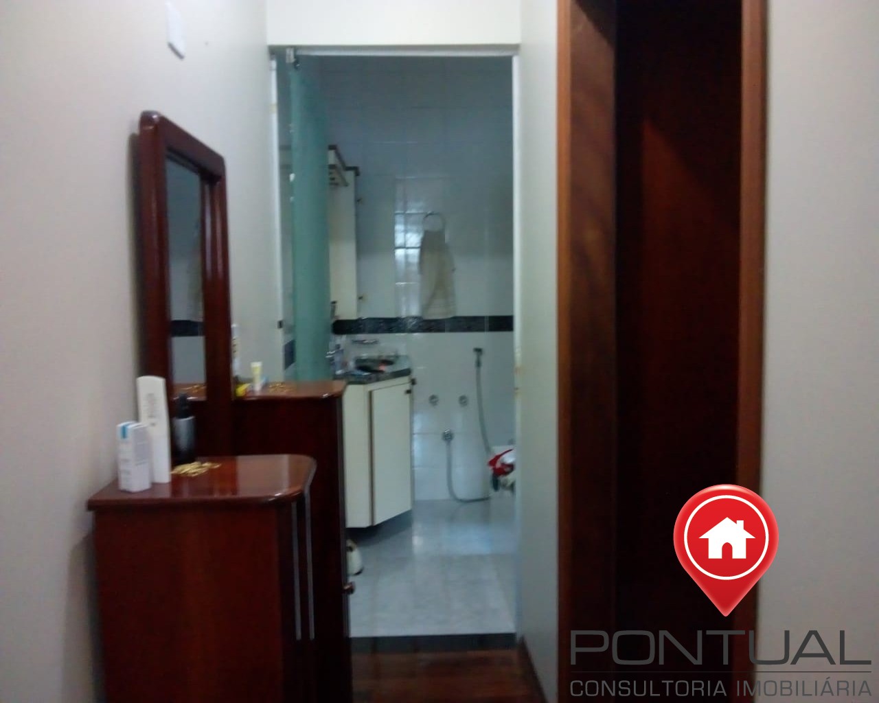 Casa à Venda Jardim São Domingos Marília 3 Suítes Piscina - Agende Visita Hoje - Pontual Imóveis sua imobiliária em Marília