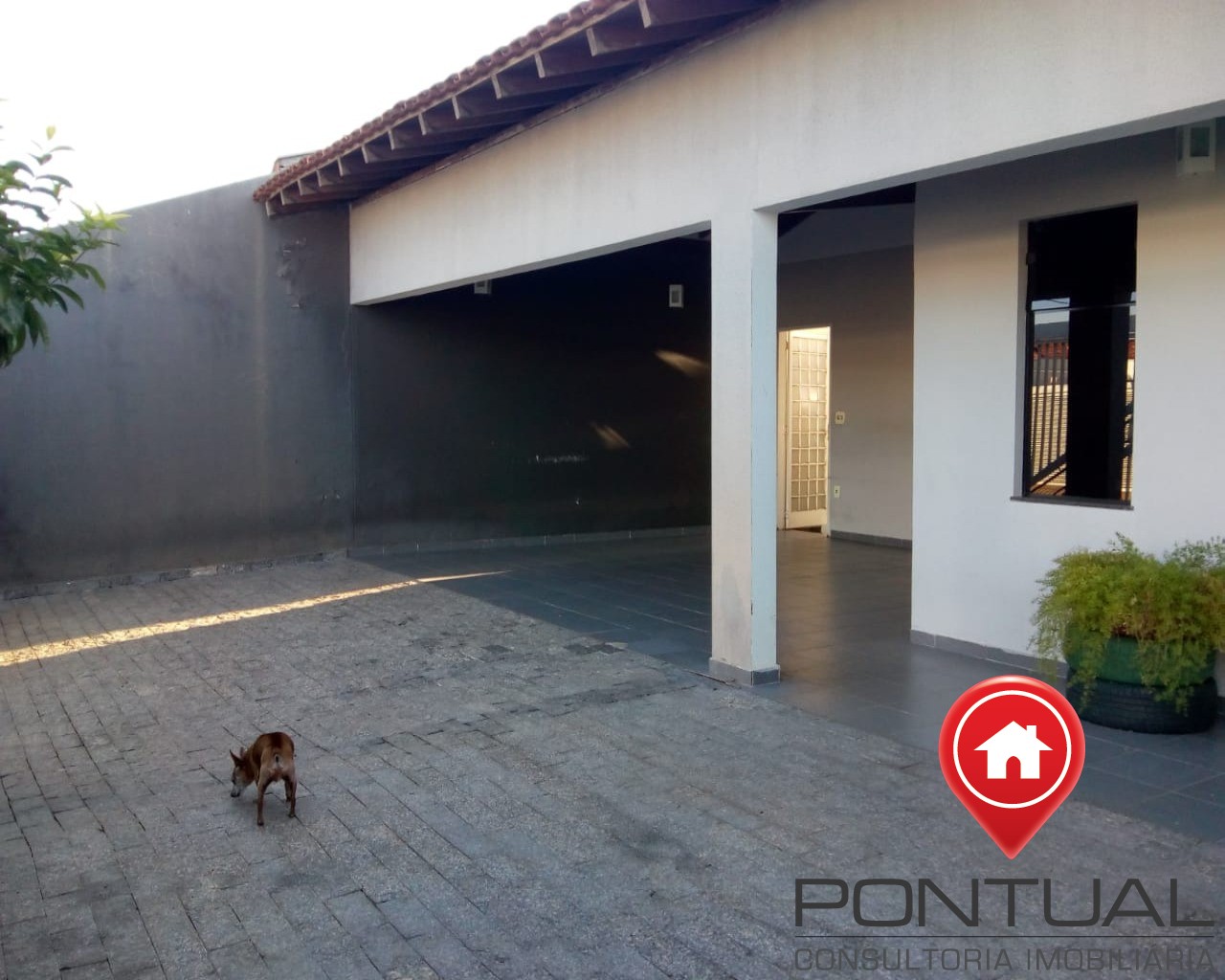Casa à Venda Jardim São Domingos Marília 3 Suítes Piscina - Agende Visita Hoje - Pontual Imóveis sua imobiliária em Marília