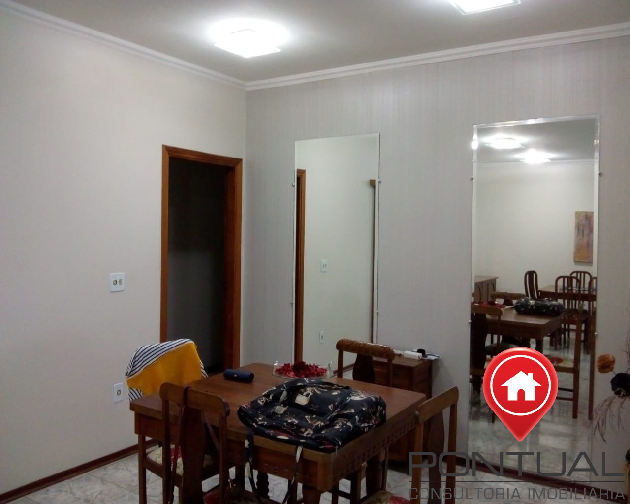 Casa à Venda Jardim São Domingos Marília 3 Suítes Piscina - Agende Visita Hoje - Pontual Imóveis sua imobiliária em Marília