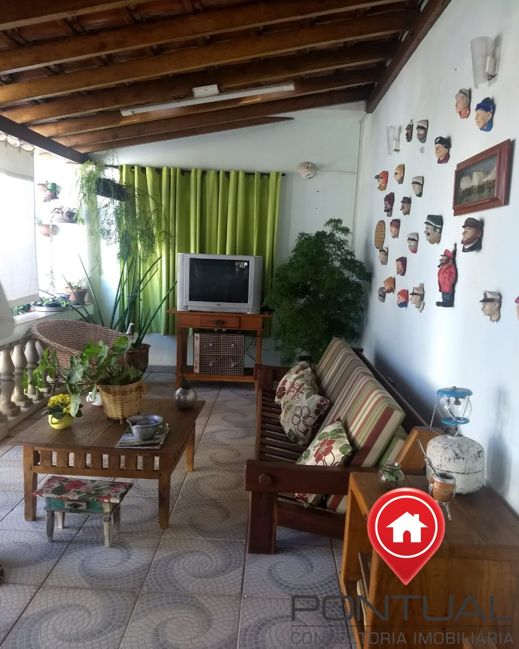 Casa à Venda São Miguel Marília 3 Quartos Piscina R$ 480mil - Confira! Pontual Imóveis sua imobiliária em Marília