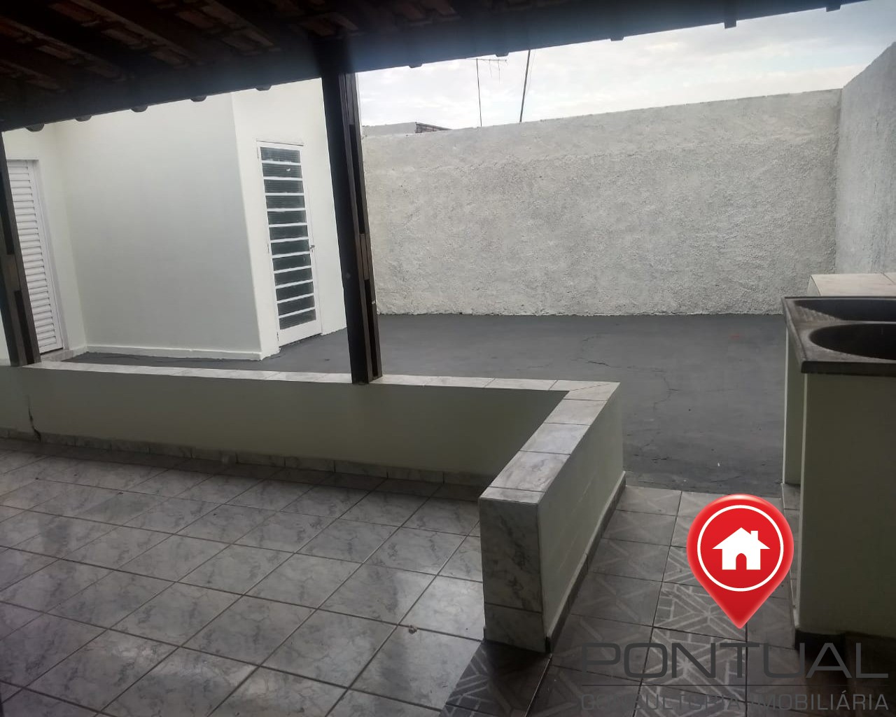 Casa à venda em marília no bairro palmital. Agende uma visit