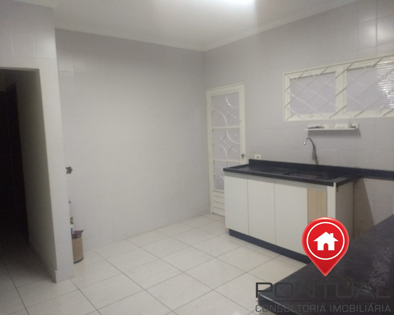 Casa à venda em marília no bairro palmital. Agende uma visit