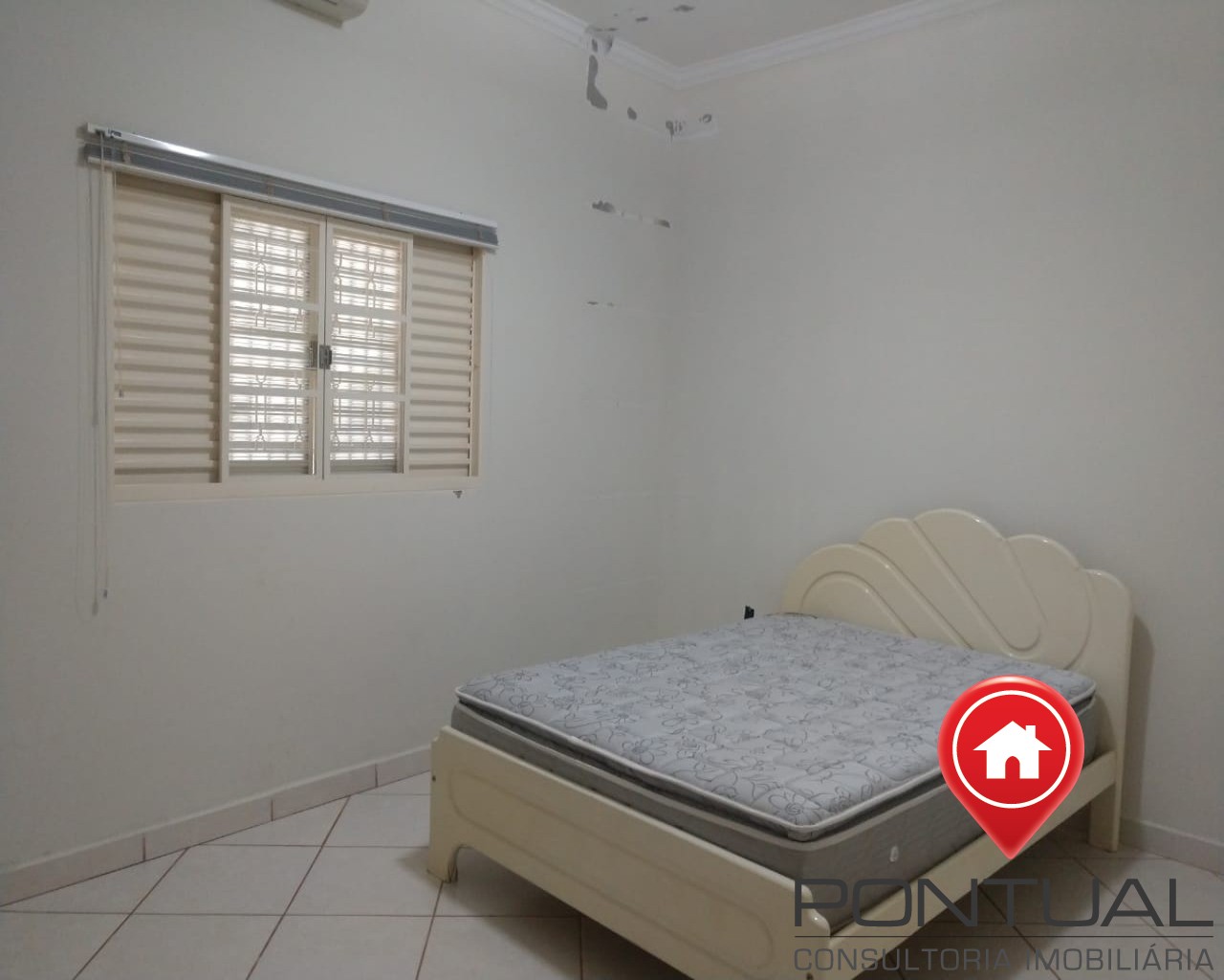 Chácara a venda em Marilia no Parque Serra Dourada (Ref.:CH00020) - VISITE E COMPRE COM PONTUAL SUA IMOBILIÁRIA EM MARÍLIA