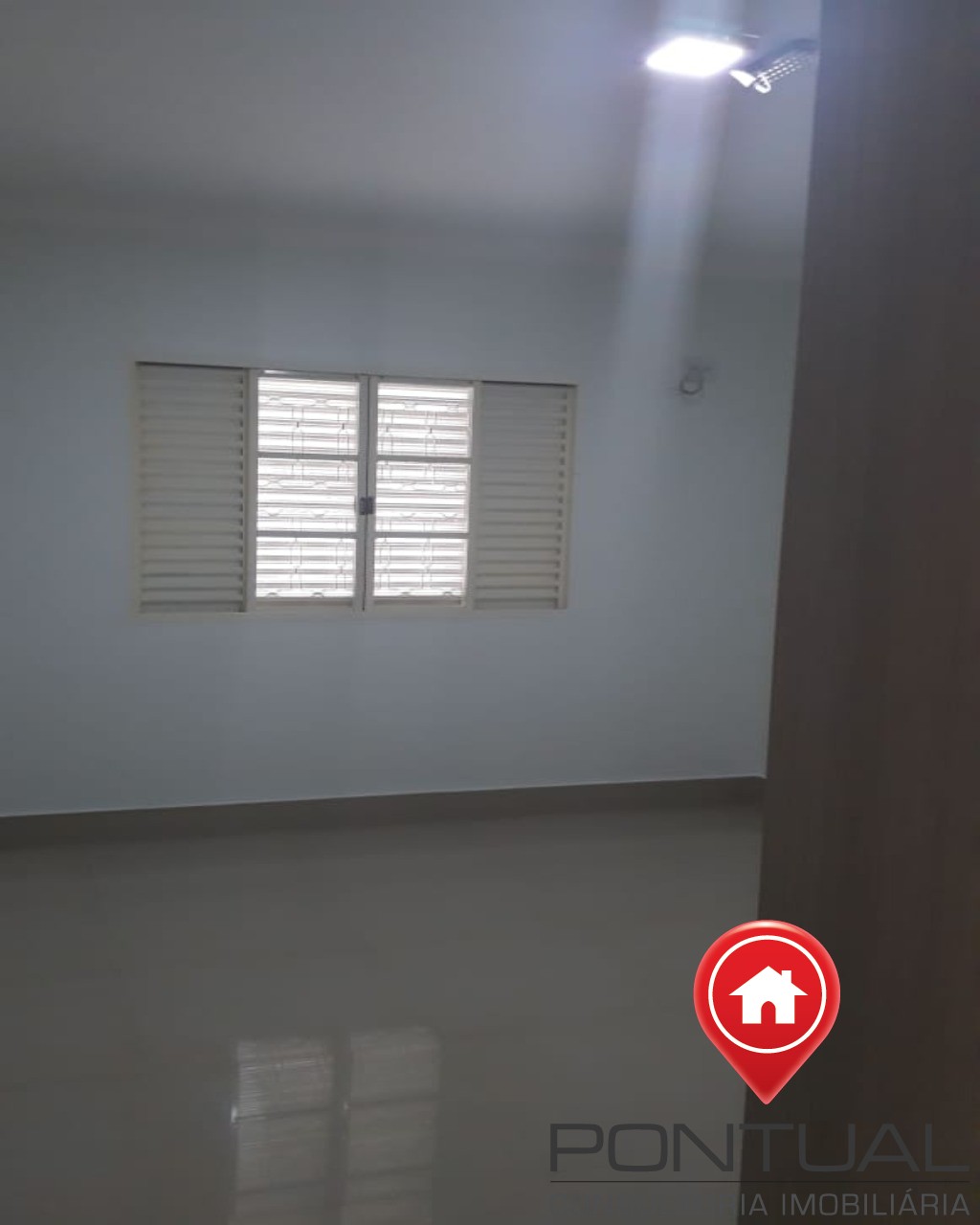 Casa à venda jardim maria izabel 3 suítes R$ 1.160.000 - ace