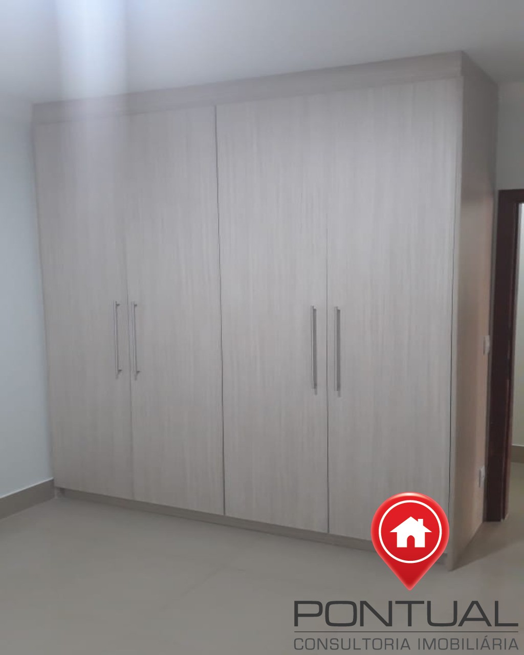 Casa à venda jardim maria izabel 3 suítes R$ 1.160.000 - ace