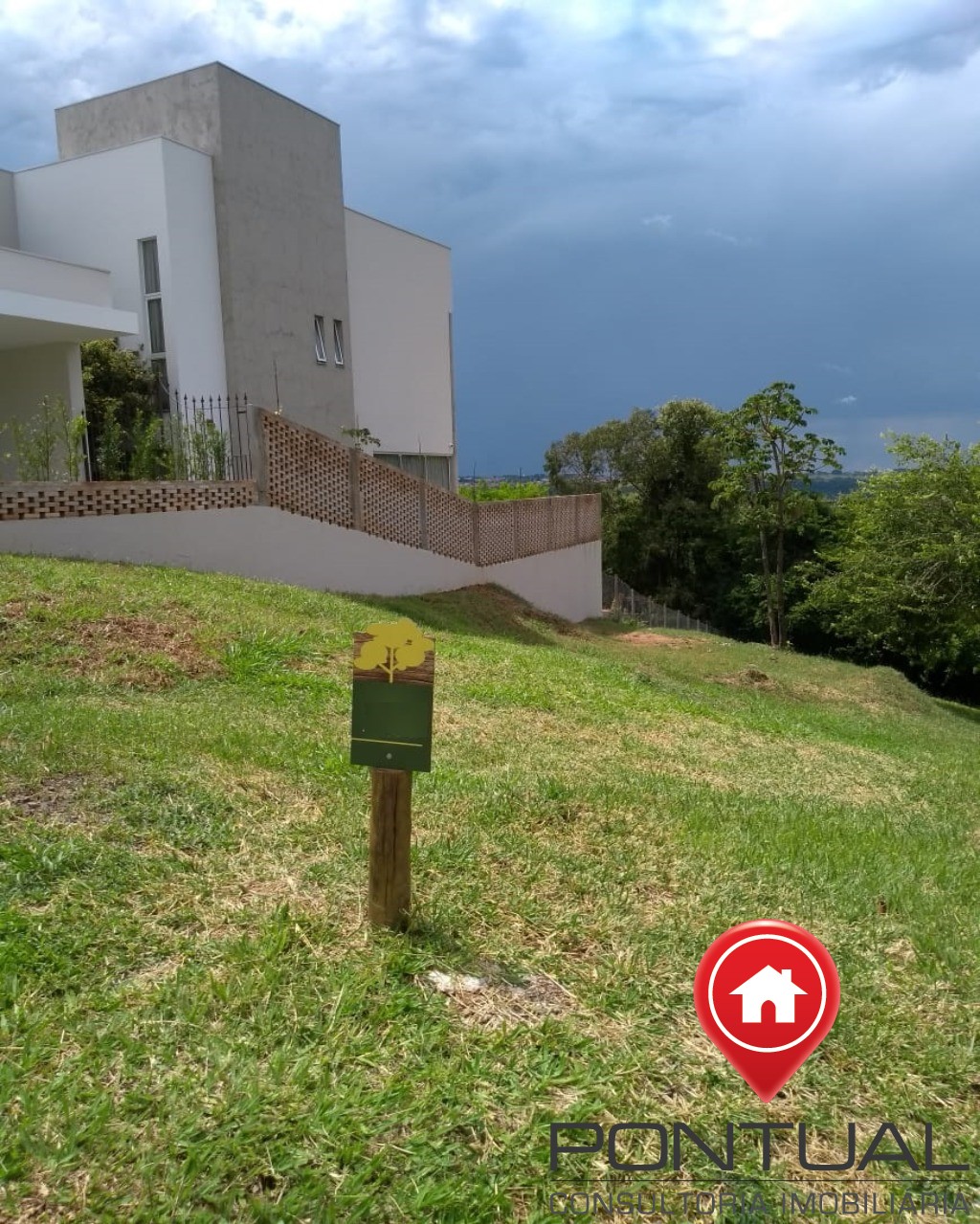 Terreno à venda no condomínio garden park em marília. Agende