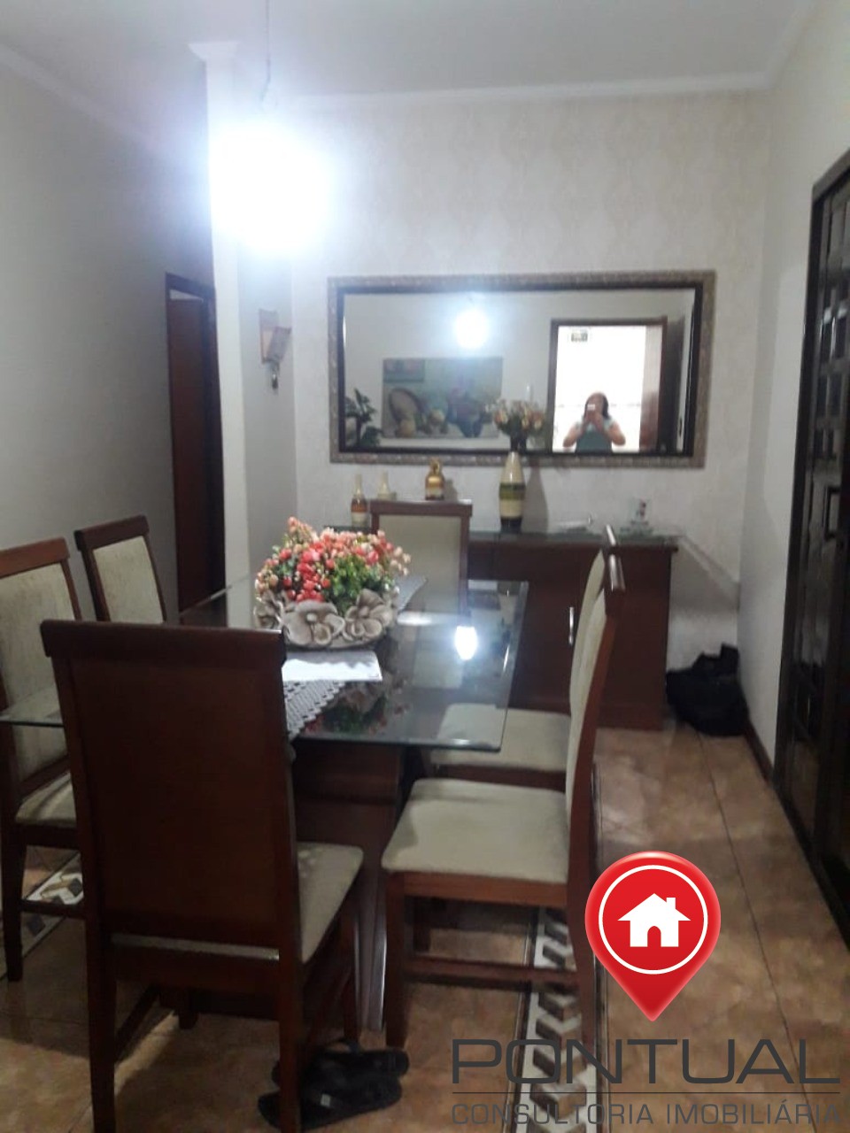Casa à venda em Marília-SP no Jardim Califórnia. Venha conhecer!