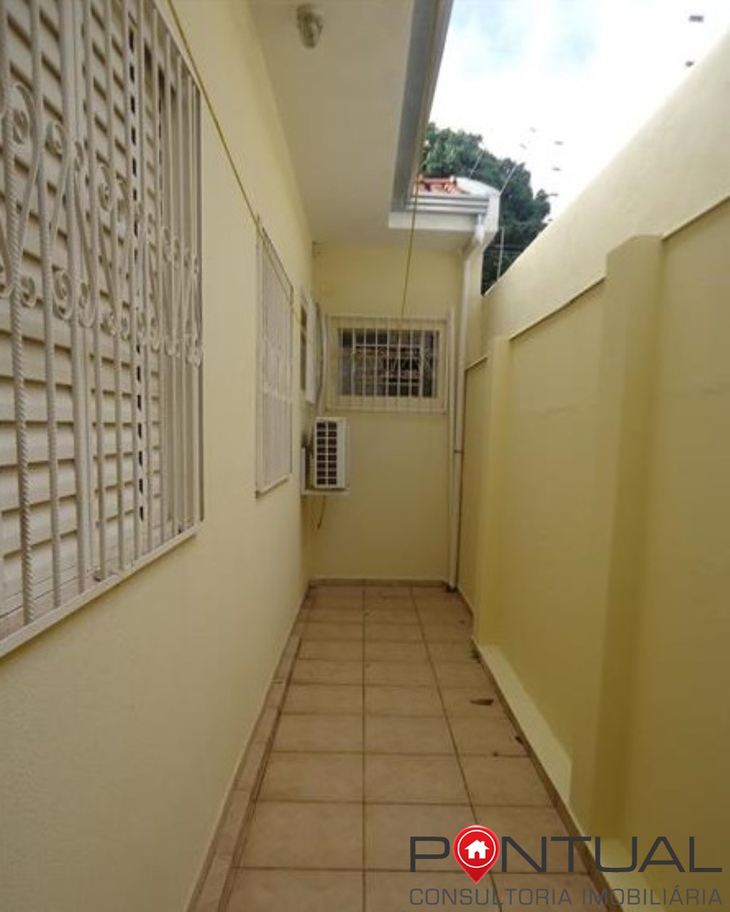 Casa à Venda em Marília no Bairro Jardim Maria Izabel. Venha visitar!