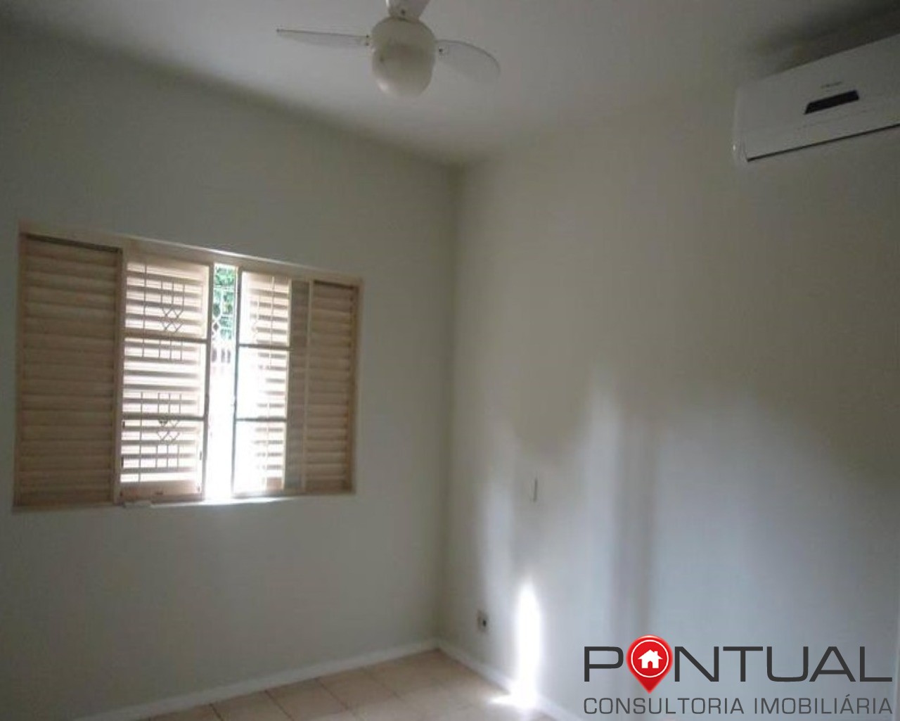 Casa à Venda em Marília no Bairro Jardim Maria Izabel. Venha visitar!