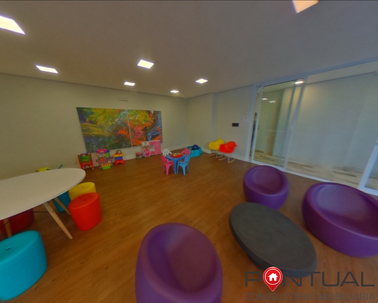 Apartamento à venda Palazzo Esmeralda, 3 suítes perto da Av. Esmeraldas. Faça sua proposta! Pontual Imóveis sua imobiliária em Marília.