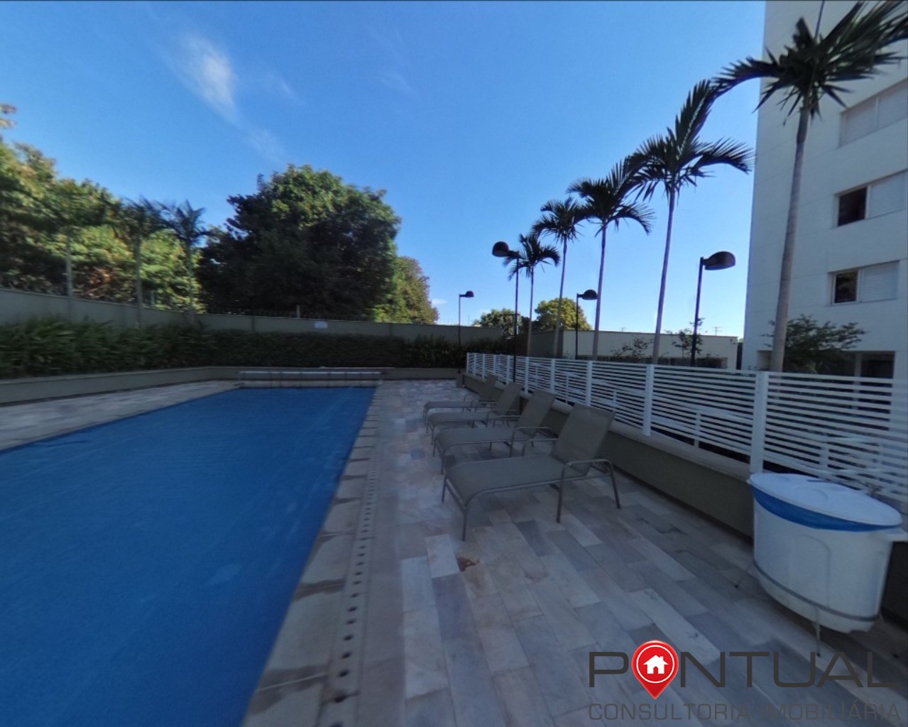 Apartamento à venda Palazzo Esmeralda, 3 suítes perto da Av. Esmeraldas. Faça sua proposta! Pontual Imóveis sua imobiliária em Marília.