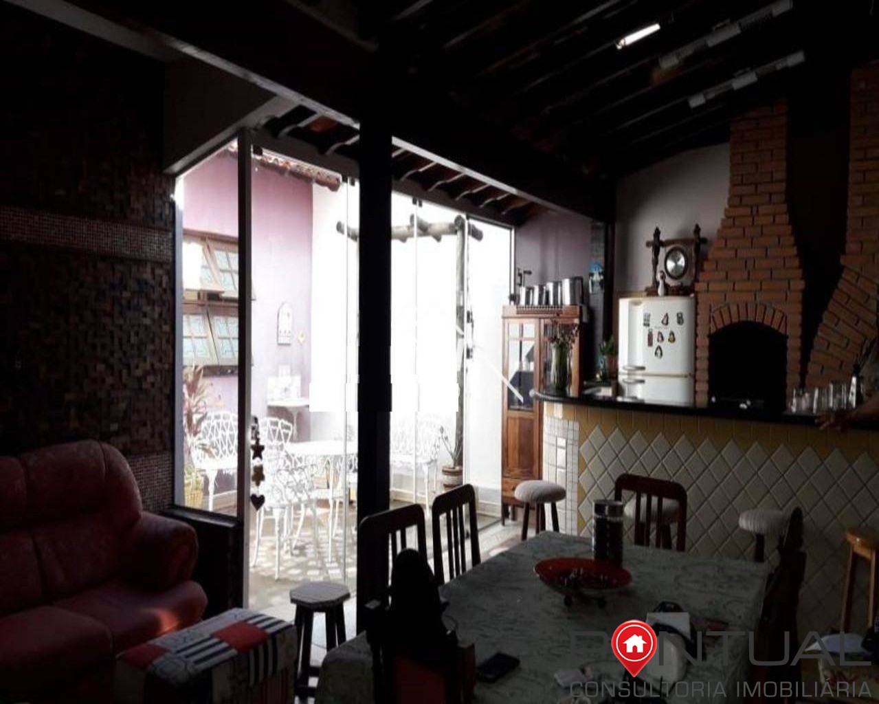 Casa à Venda Jardim Maria Izabel 3 Quartos Suíte SPA Sauna R$ 850mil - Confira Já! Pontual Imóveis sua imobiliária em Marília