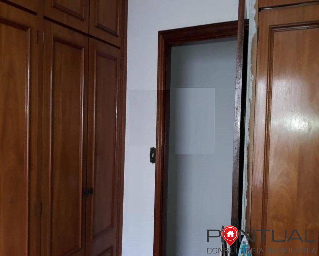 Casa à Venda Jardim Maria Izabel 3 Quartos Suíte SPA Sauna R$ 850mil - Confira Já! Pontual Imóveis sua imobiliária em Marília