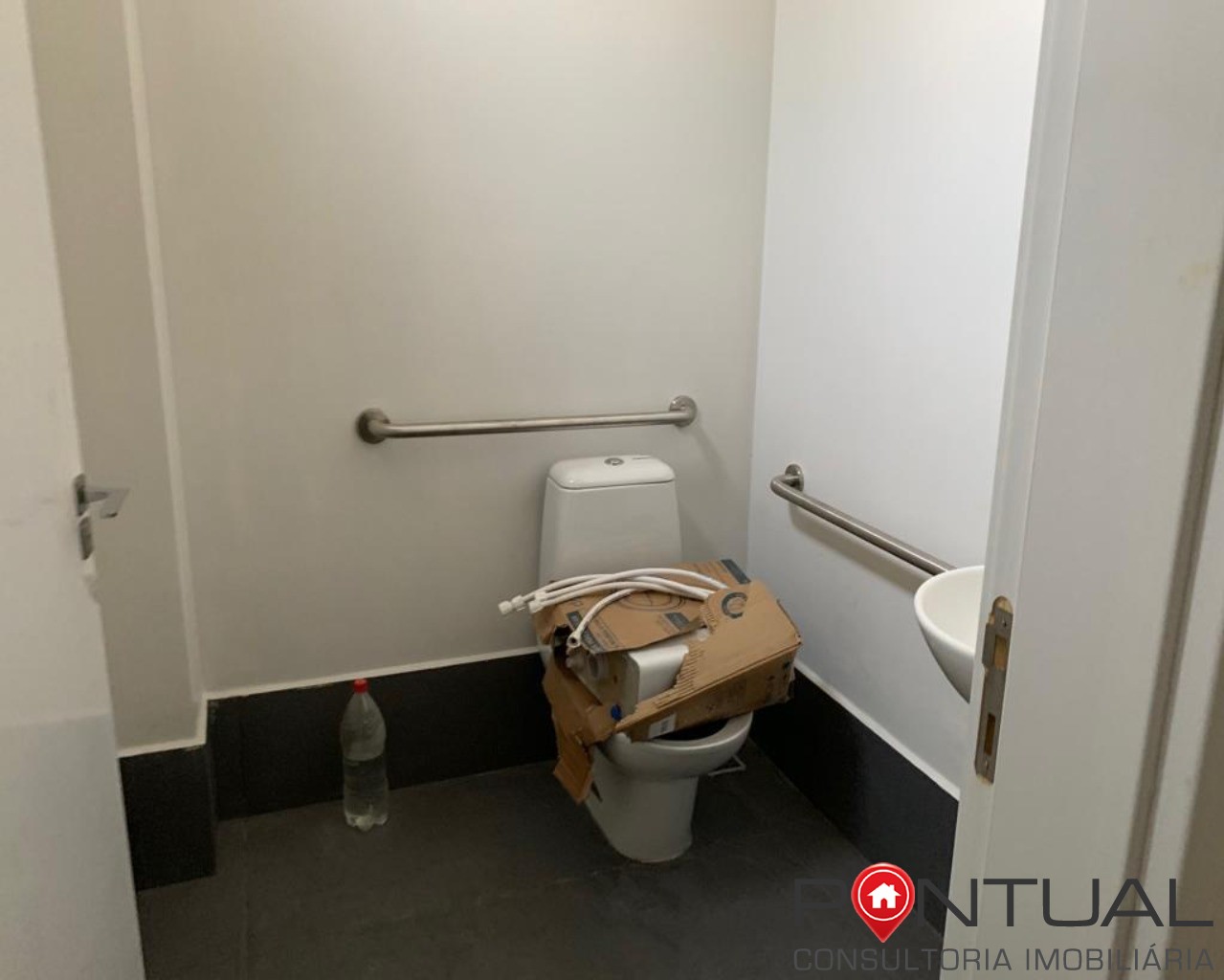 Apartamento em Marília com 3 quartos, suíte, 2 vagas, 110m² na Praça Villas Lobos. Agende visita hoje.