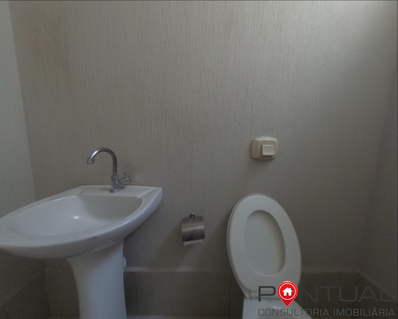 Salão Comercial para alugar Localizado no Centro, Marília SP. Venha conhecer.