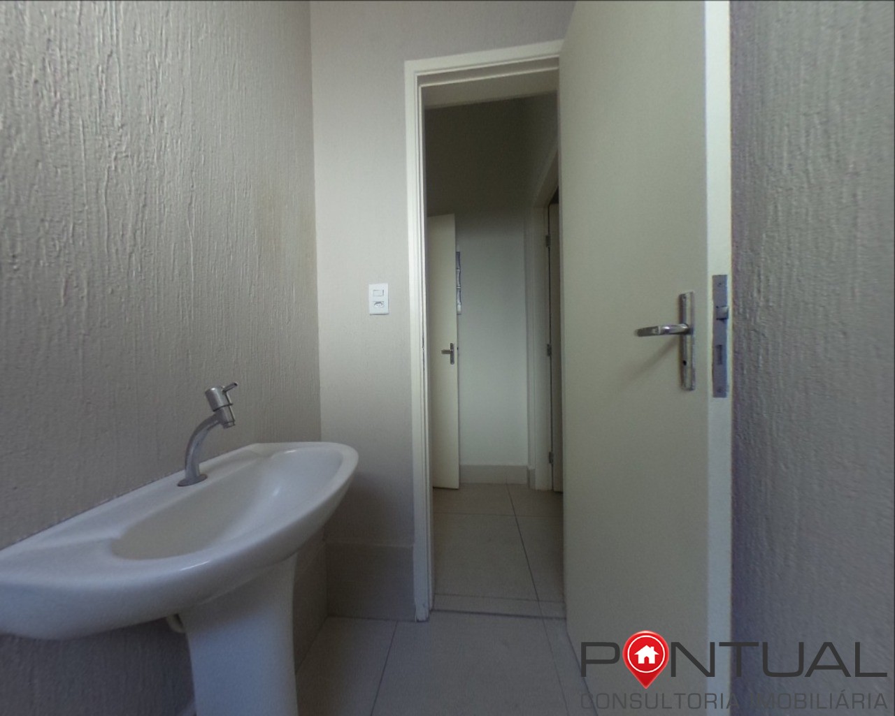 Salão Comercial para alugar Localizado no Centro, Marília SP. Venha conhecer.