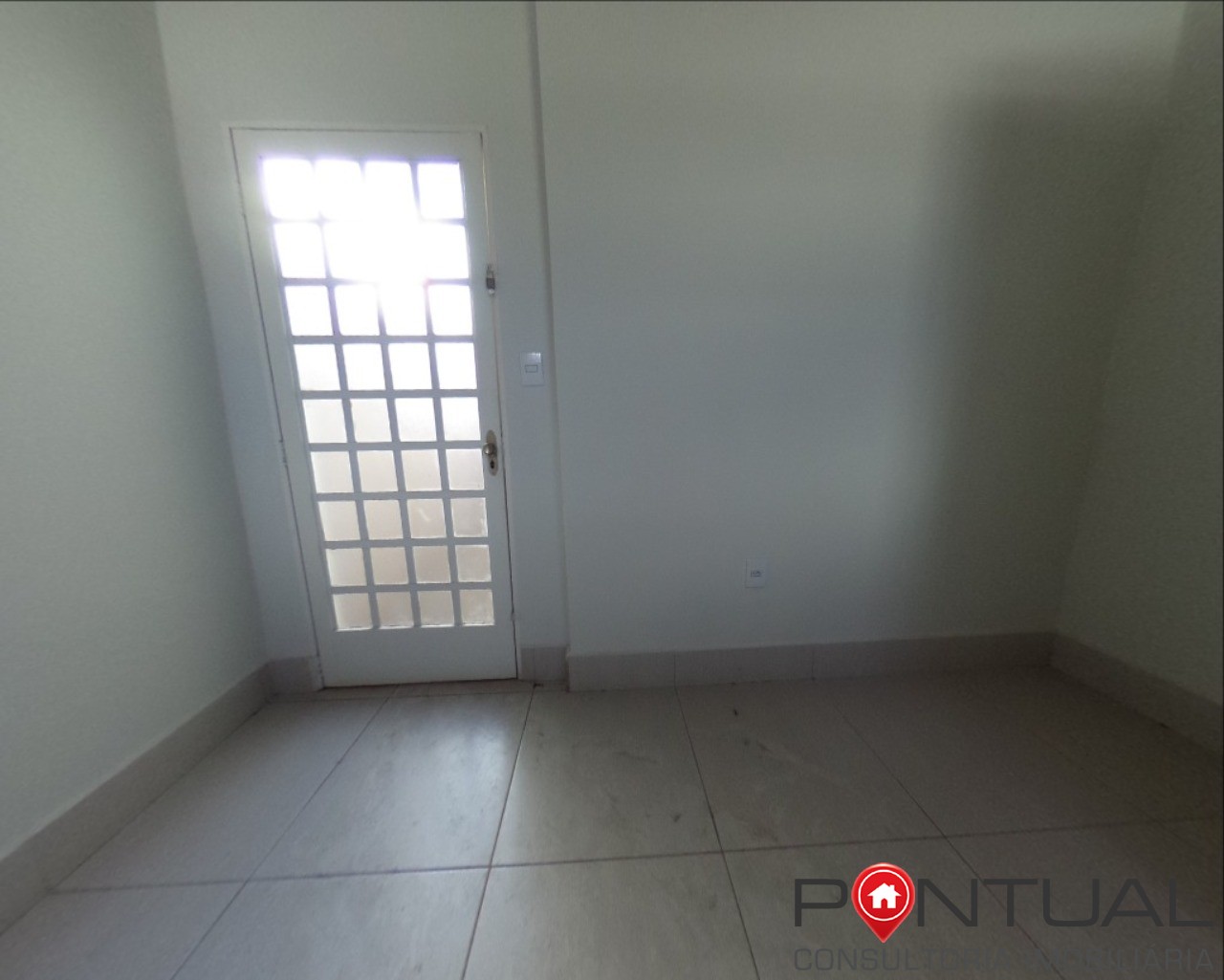 Salão Comercial para alugar Localizado no Centro, Marília SP. Venha conhecer.
