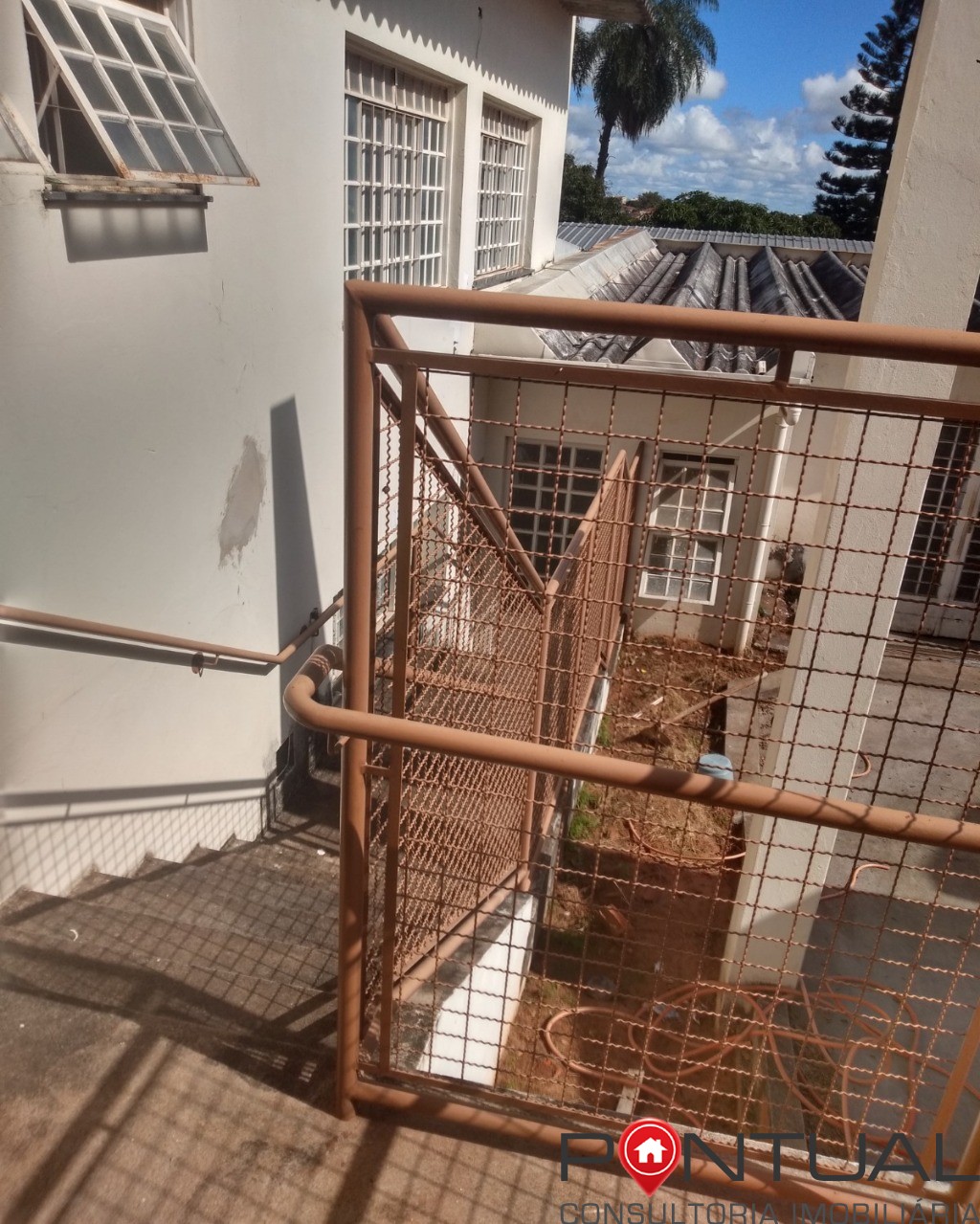Salão comercial à venda 351m² Alto Cafezal Marília - Agende sua visita! Pontual Imóveis sua imobiliária em Marília