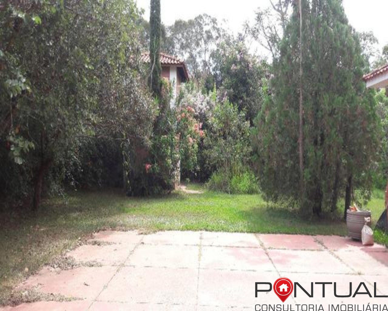 Chácara de luxo em condomínio com 3 quartos e 386m² em Marília-SP - Sítios de Recreio Santa Gertrudes