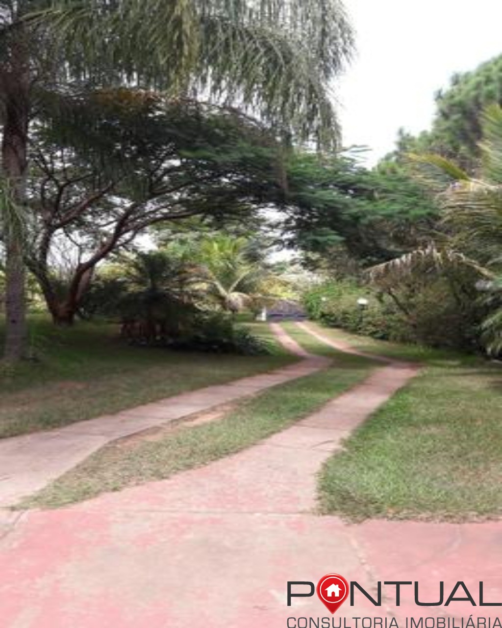 Chácara de luxo em condomínio com 3 quartos e 386m² em Marília-SP - Sítios de Recreio Santa Gertrudes
