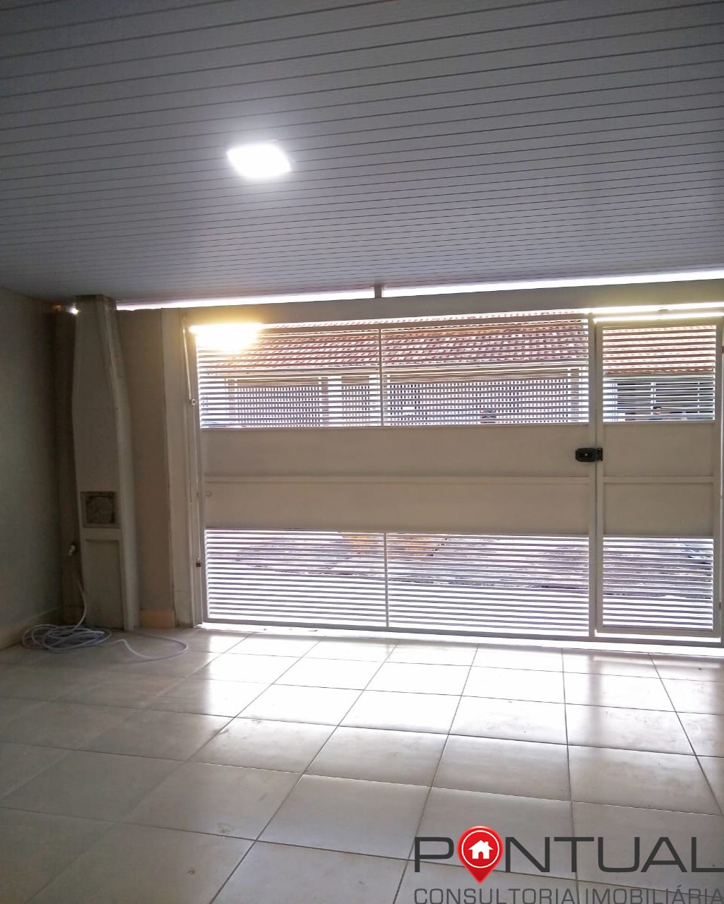 Casa Nova à Venda no Bairro Jardim Santa Antonieta em Marília. Venha visitar!