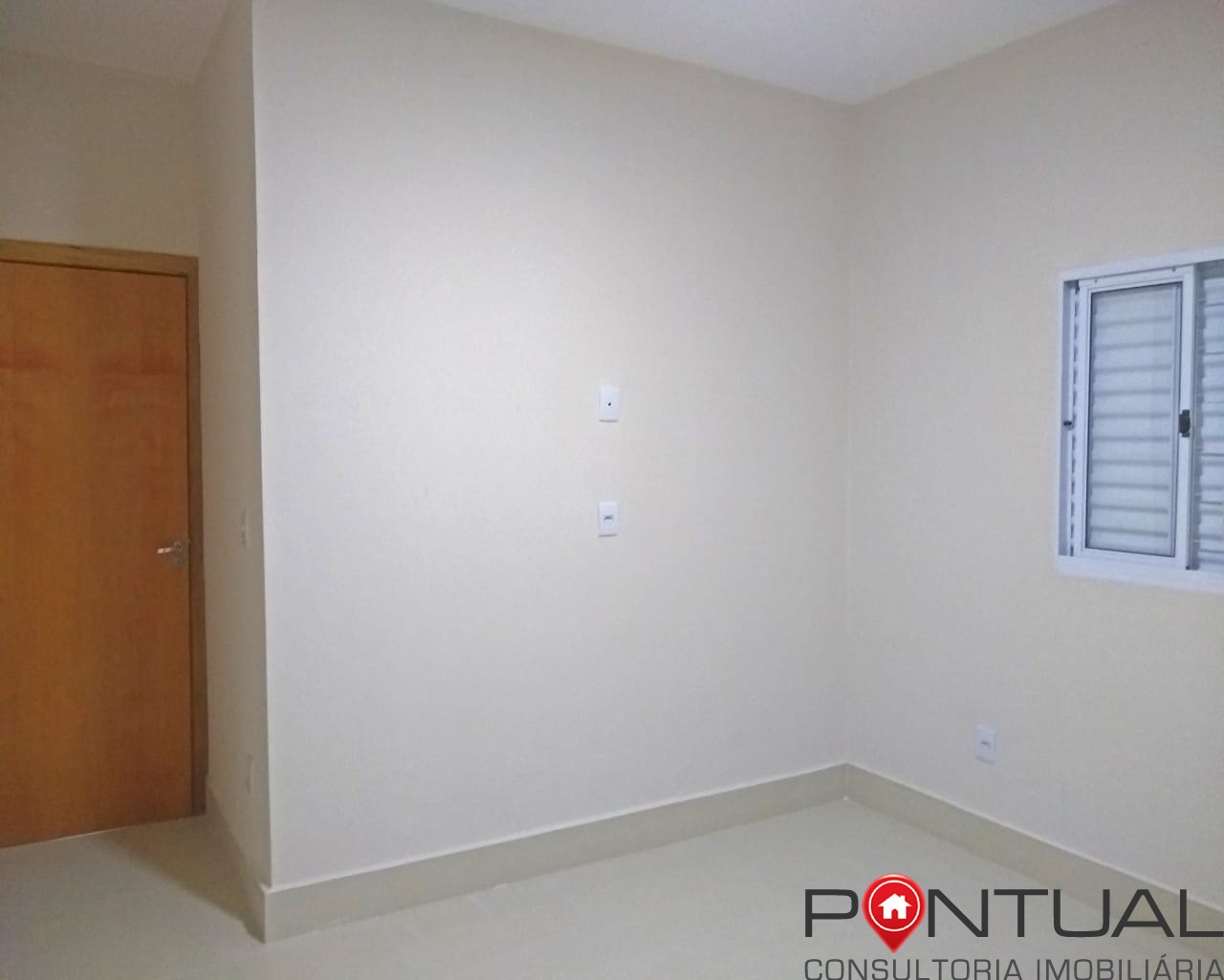Casa Nova à Venda no Bairro Jardim Santa Antonieta em Marília. Venha visitar!