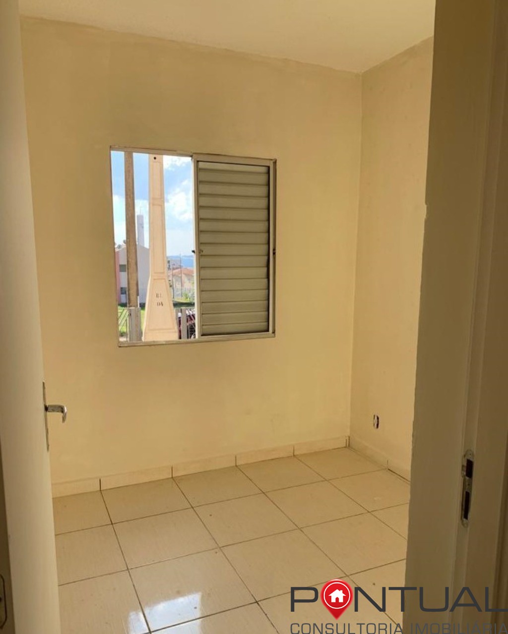 Apartamento à venda no edifício praça das oliveiras, marília