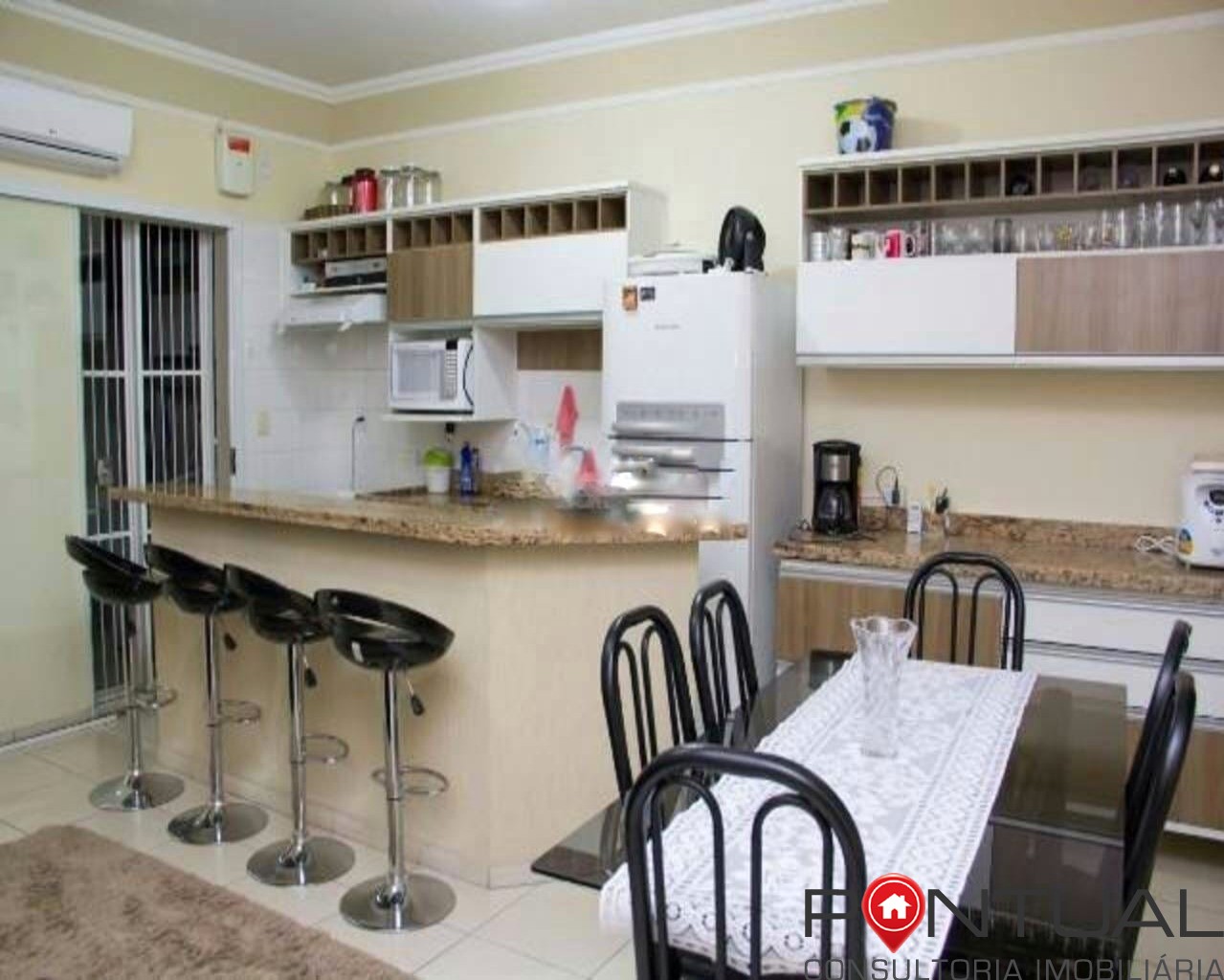 Casa à venda na zona sul de marília. Venha conhecer!