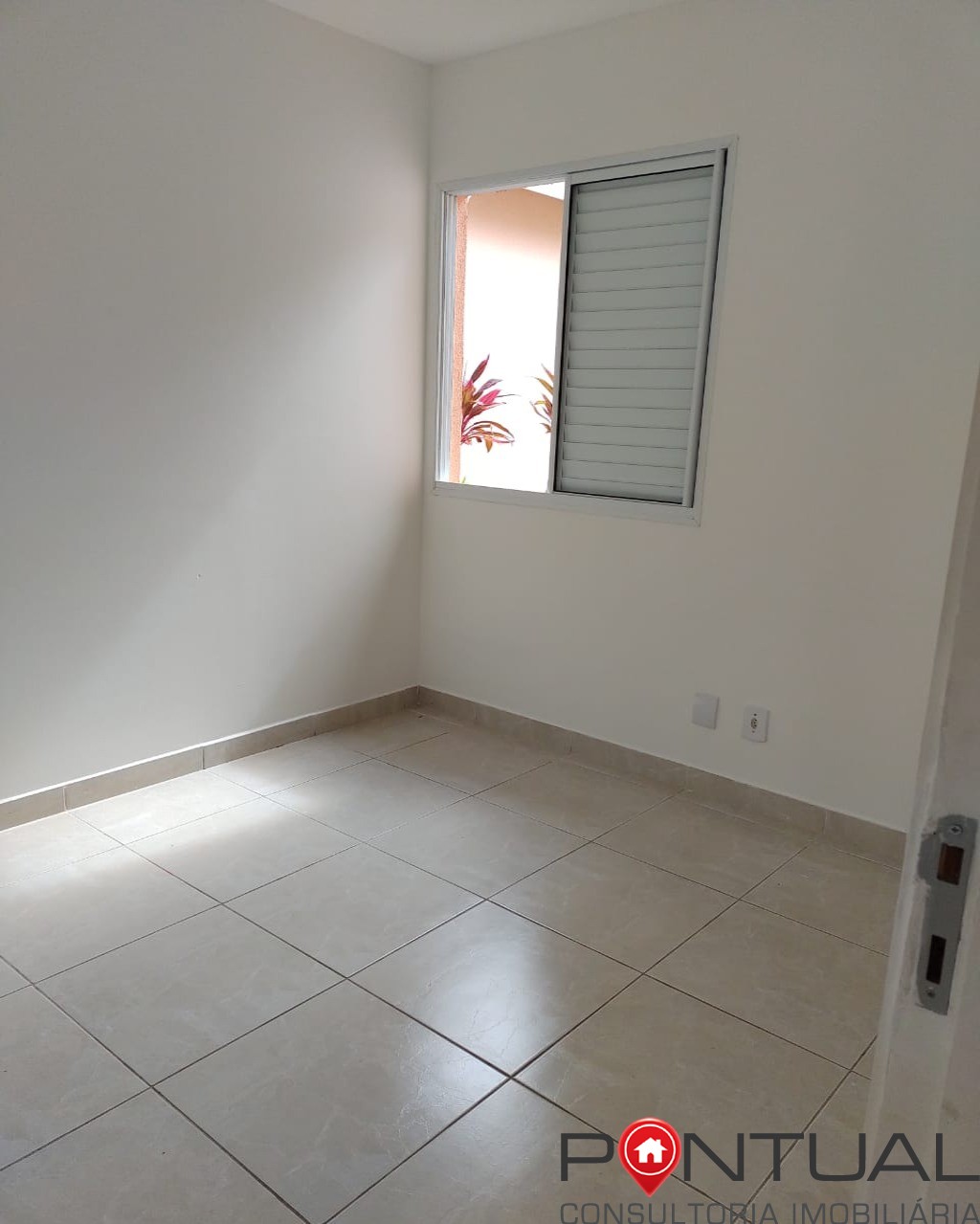Casa em condomínio à venda em Marília. Confira!